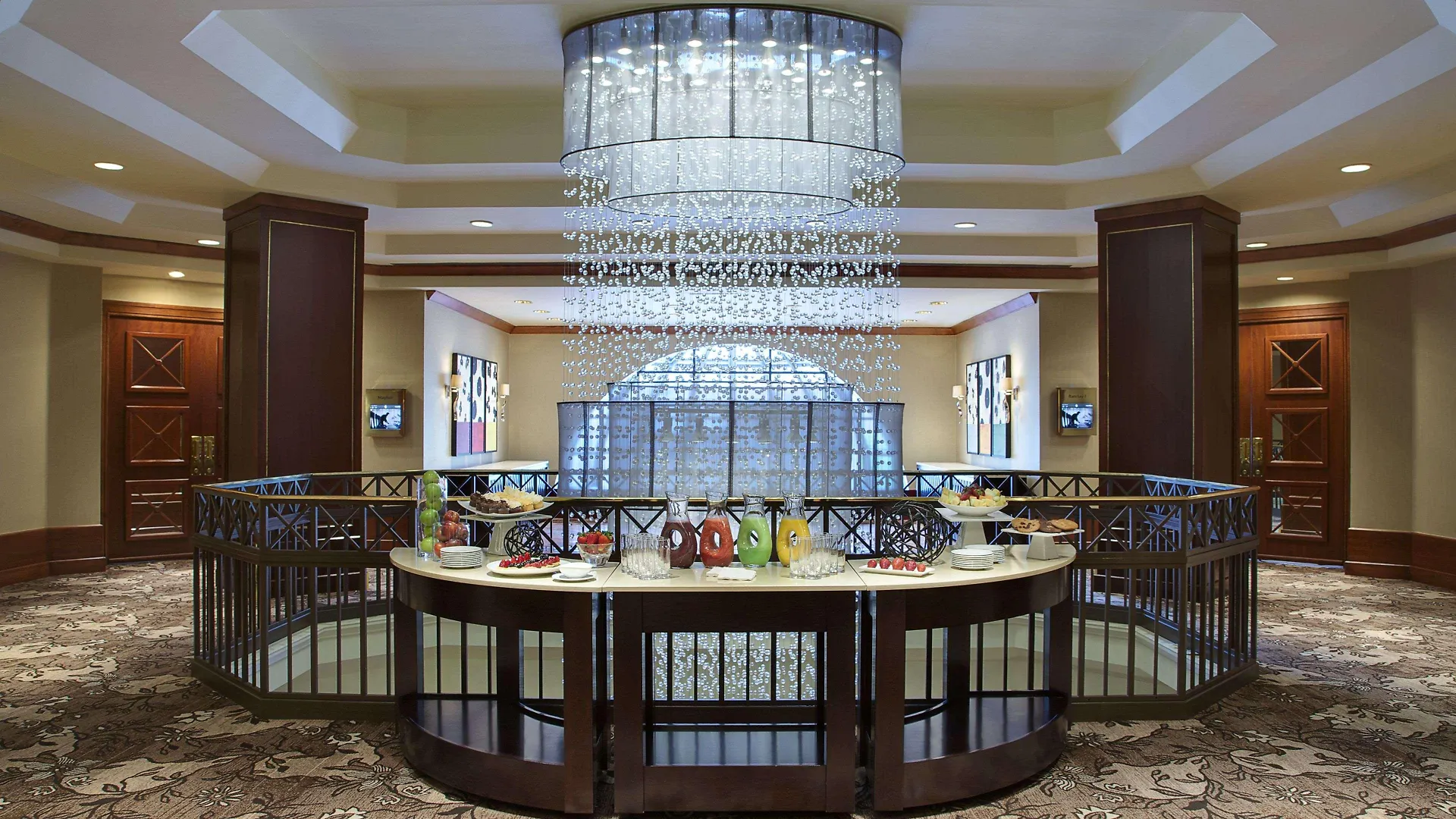 The Yorkville Royal Sonesta Hotel Toronto 4*,  Canada