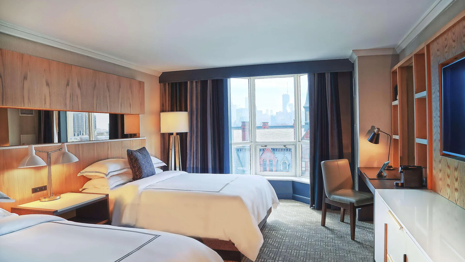 The Yorkville Royal Sonesta Hotel Toronto 4*,