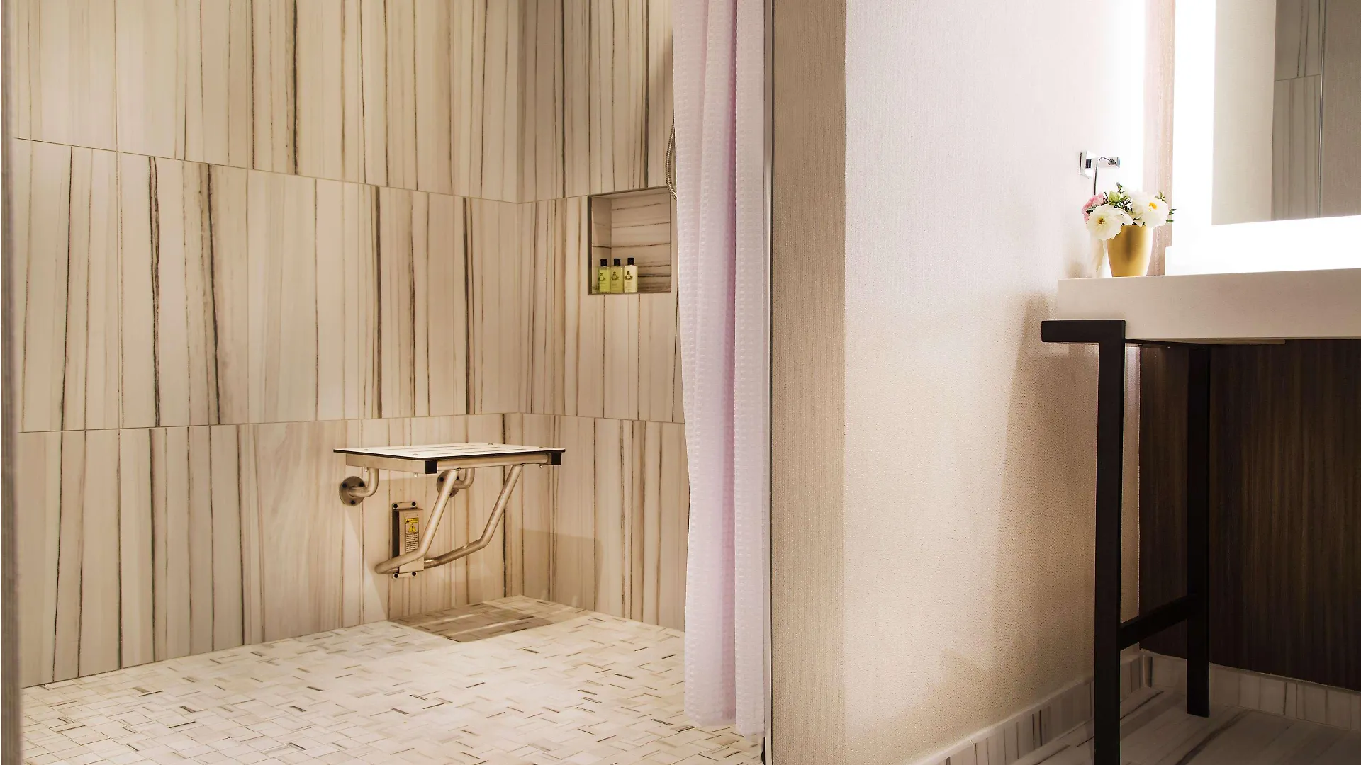 ****  The Yorkville Royal Sonesta Hotel Toronto Canada