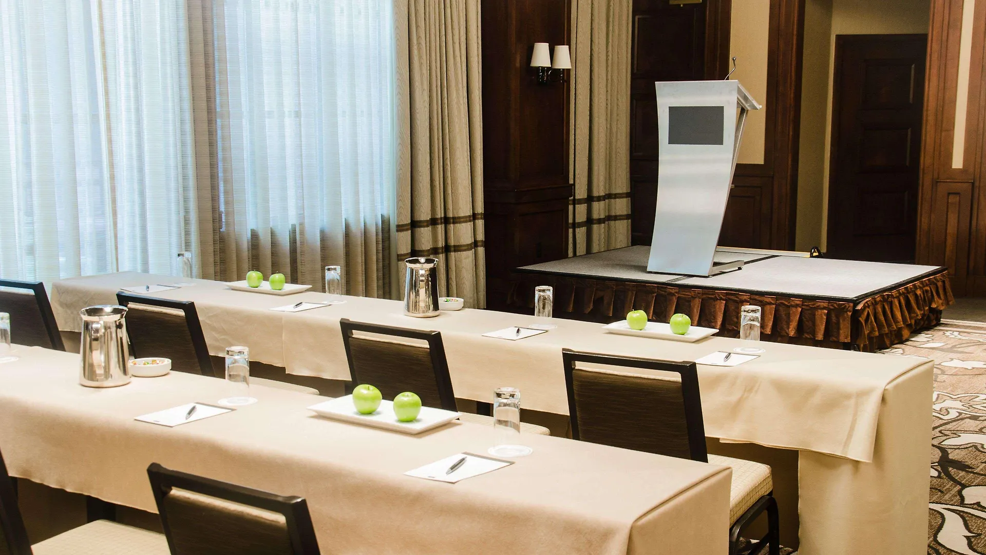 The Yorkville Royal Sonesta Hotel Toronto